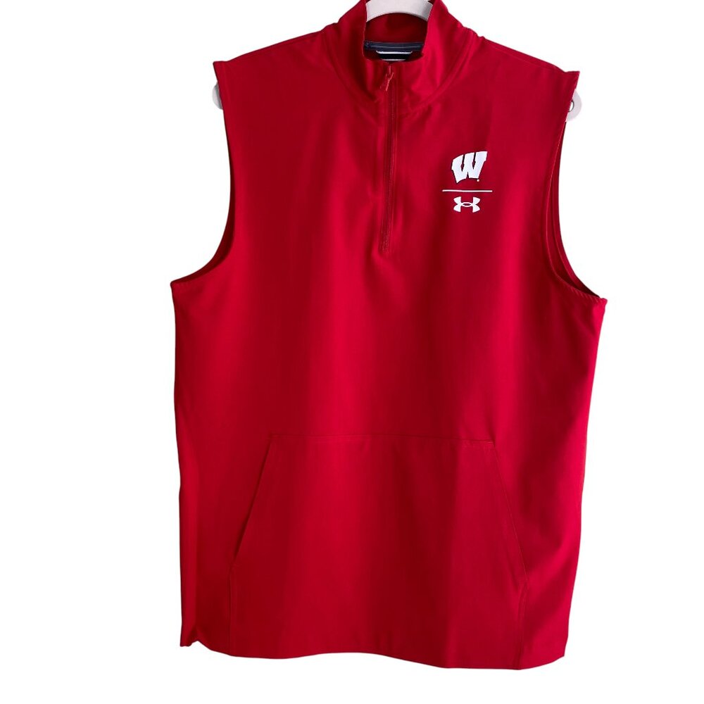 NWT Under Armour Wisconsin Badgers Sideline On-Field Vest Red Men Golf Fan-M